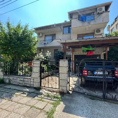 Pensionat Izgrev Sarafovo