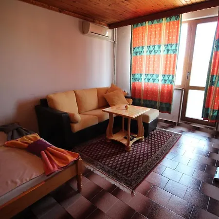 Izgrev Sarafovo Guest house Burgas