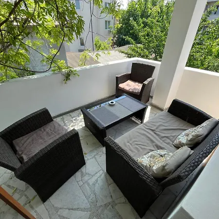 Guest house Izgrev Sarafovo Burgas