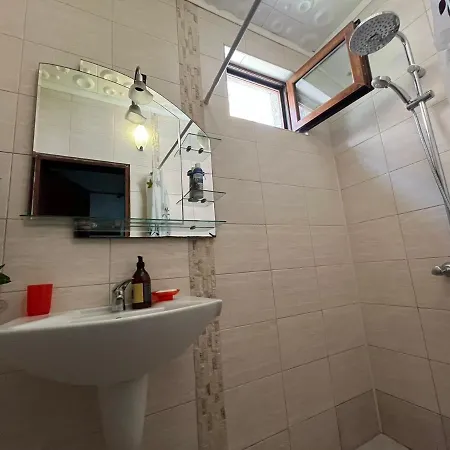 Guest house Izgrev Sarafovo *