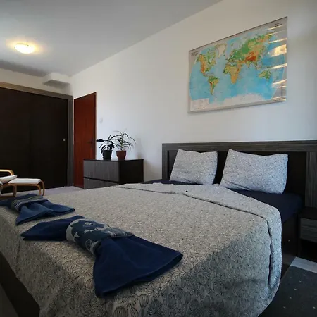 Izgrev Sarafovo * Burgas