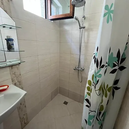 Izgrev Sarafovo Gasthof