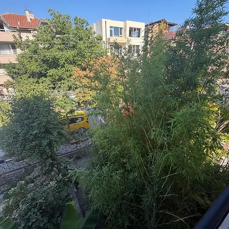 Pensjonat Izgrev Sarafovo