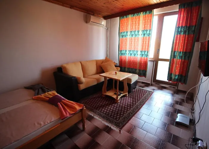 Izgrev Sarafovo Penzion Burgas City