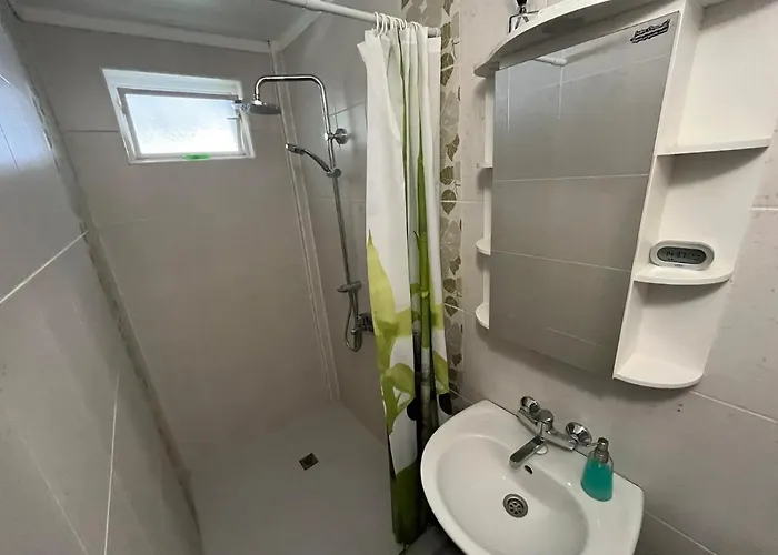 Izgrev Sarafovo Penzion Burgas City